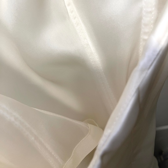 NWT Lazaro wedding gown - Never used - Picture 13 of 17